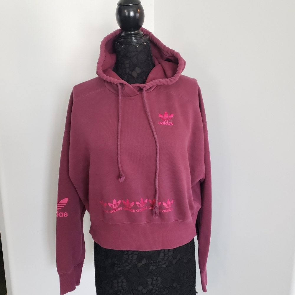 Adidas Logo Play Croppedโ Hoodie Sweater Color Crimson Women Size Medium